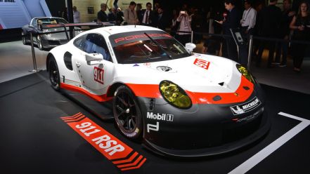 Porsche 911 RSR